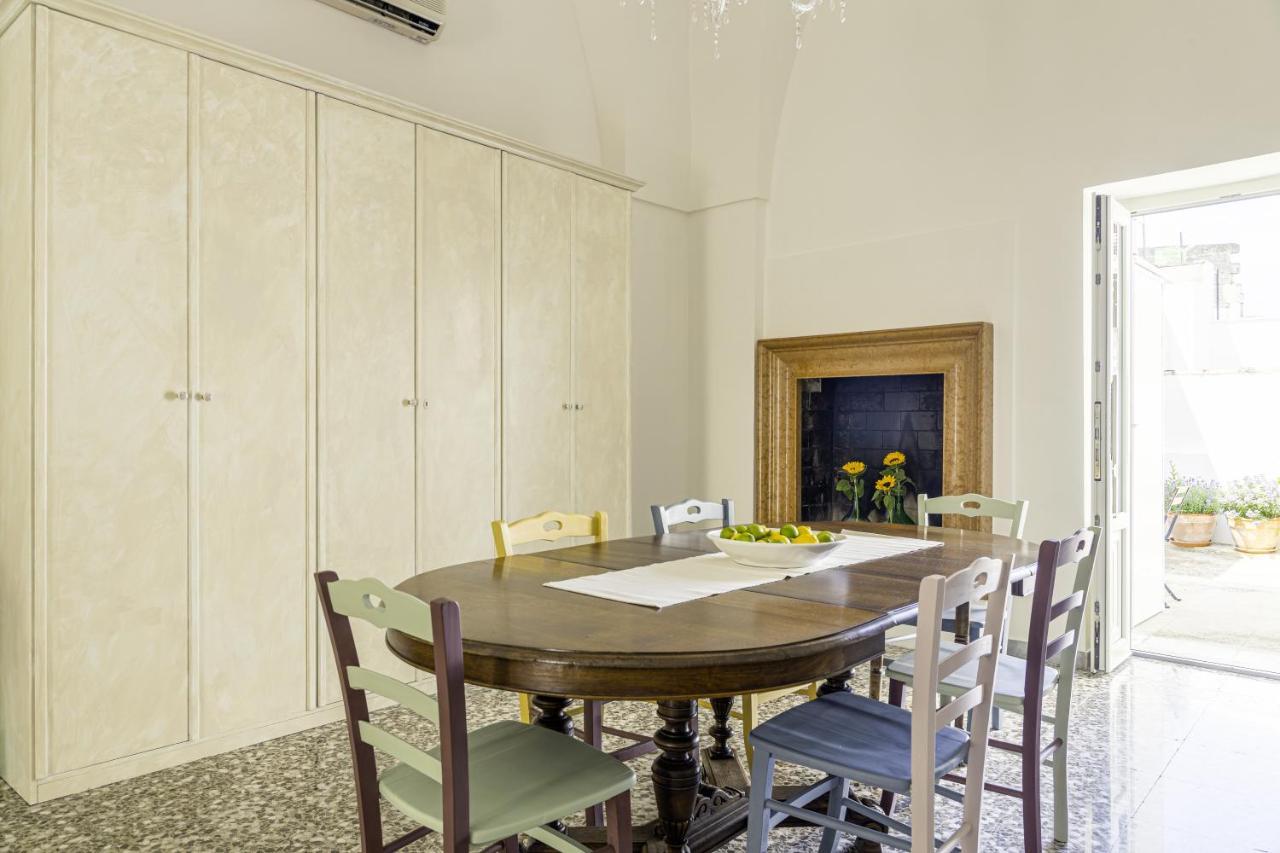 Palazzo Dante Bed & Breakfast Alliste Exterior photo