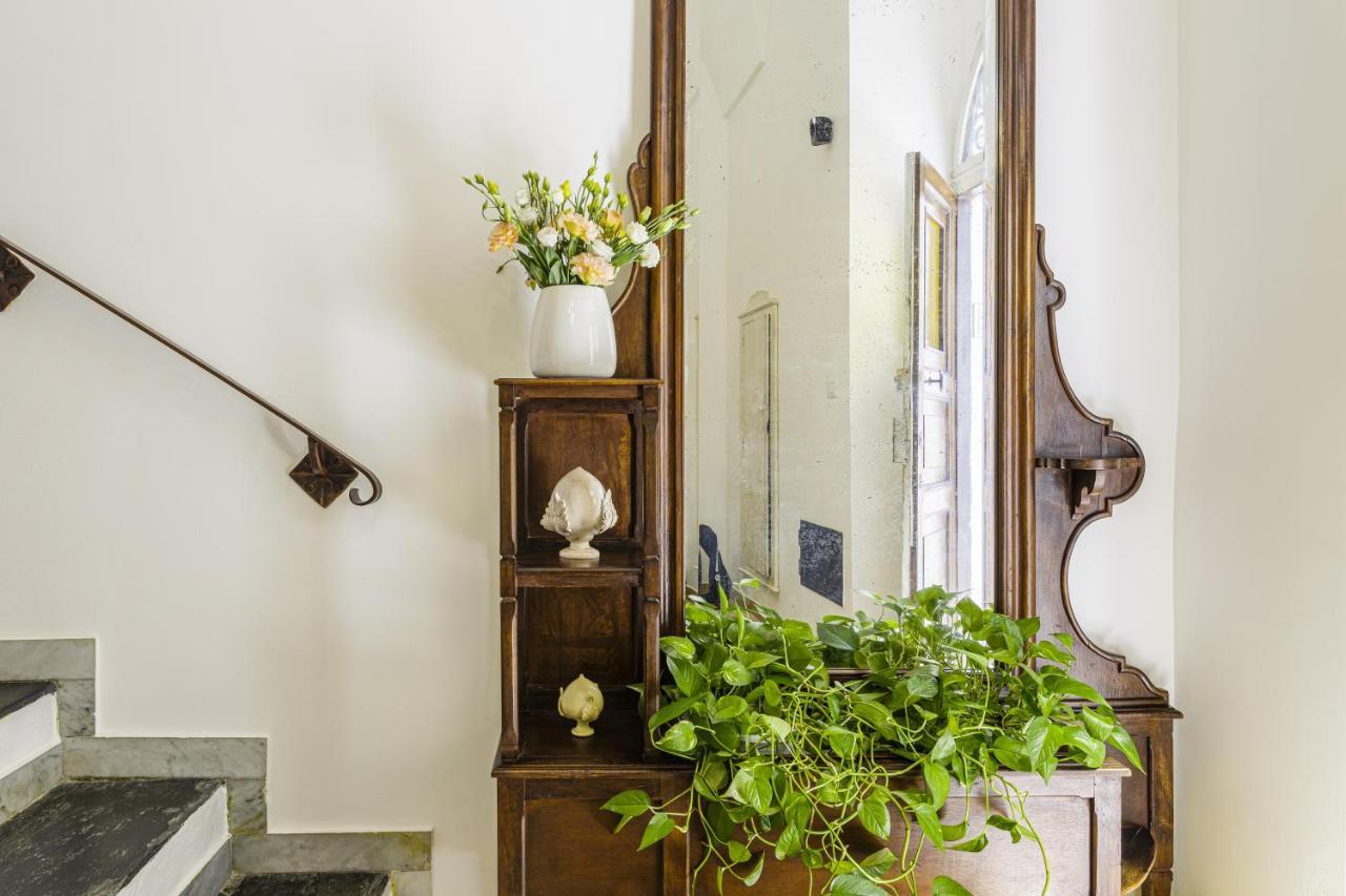 Palazzo Dante Bed & Breakfast Alliste Exterior photo